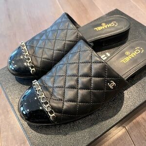 CHANEL Black Quilted Leather & Patent Cap-Toe Chain Mules